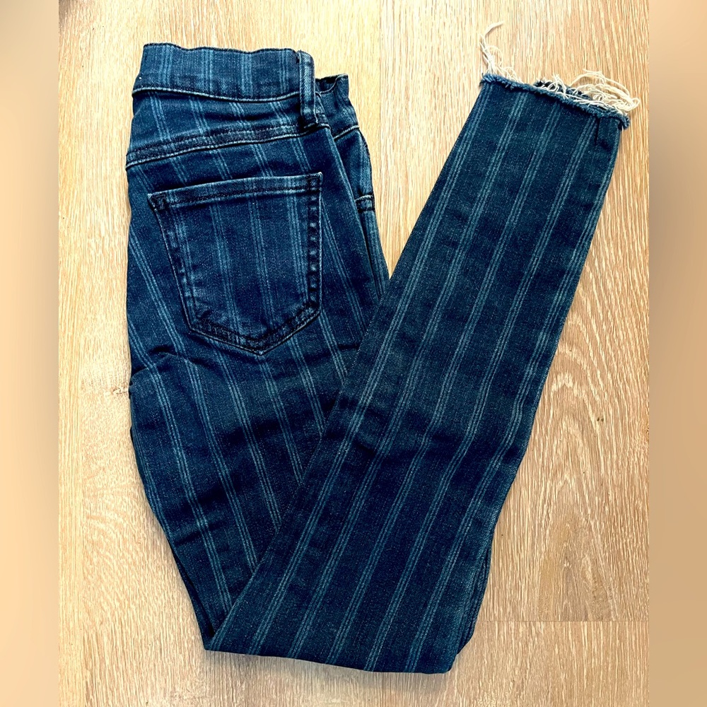 Pacsun NWOT Pinstriped Low Waisted Ankle Jegging Size 22